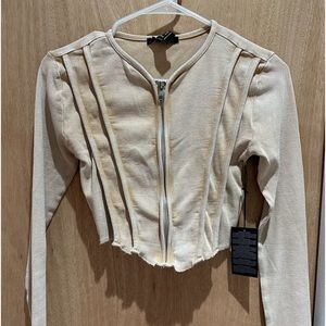 Long sleeve crop top